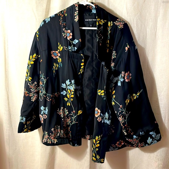 Who What Wear Jackets & Blazers - 🦄🦄Who What Wear kimono style light jacket size L